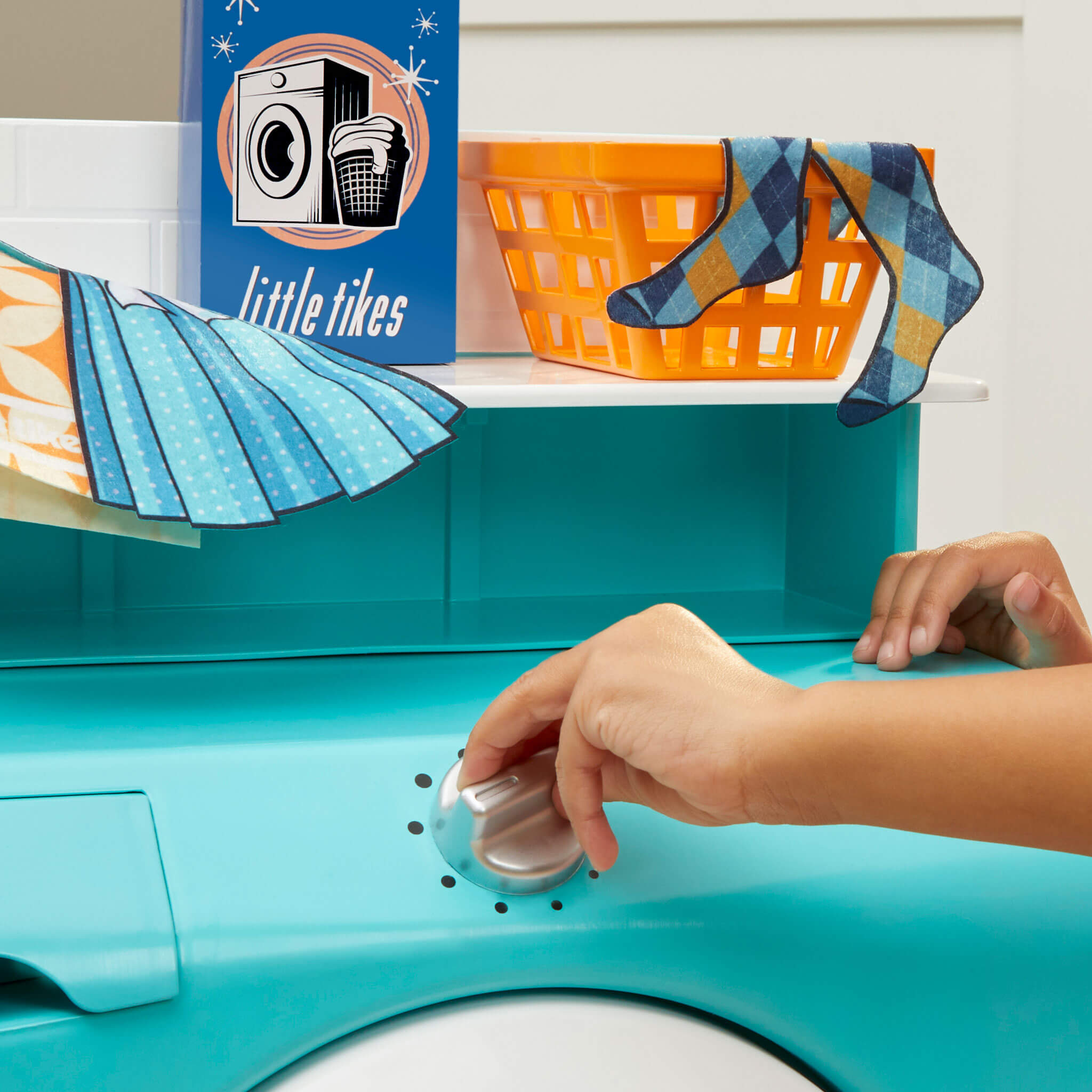 First Retro Washer-Dryer - Official Little Tikes Website